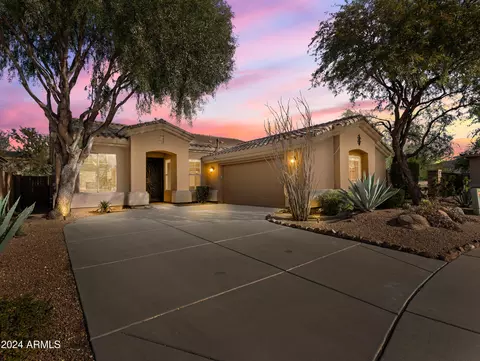 3402 W Zuni Brave Trl, Phoenix, AZ 85086