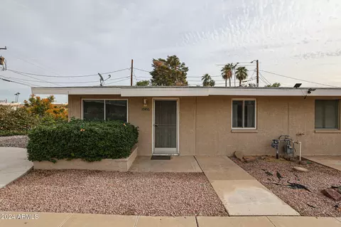 10456 W Oakmont Dr, Sun City, AZ 85351