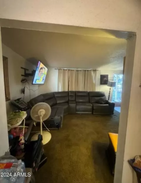 2417 E Mobile Ln, Phoenix, AZ 85040 photo 7