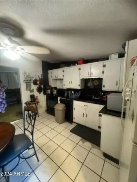 2417 E Mobile Ln, Phoenix, AZ 85040 photo 3
