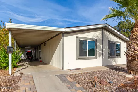 245 S 56th St #39, Mesa, AZ 85206
