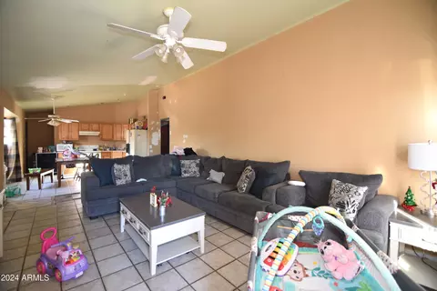 5802 S 13th Way, Phoenix, AZ 85040 photo 6