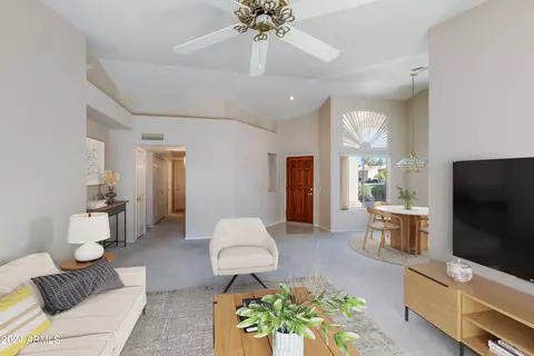 8355 W Utopia Rd, Peoria, AZ 85382