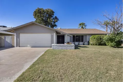 7722 N 47th Dr, Glendale, AZ 85301