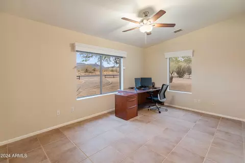2221 E Joy Ranch Rd, Phoenix, AZ 85086 photo 17