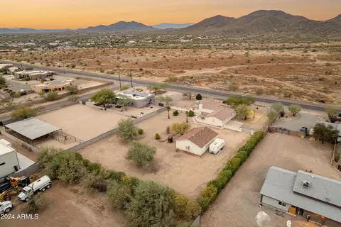 2221 E Joy Ranch Rd, Phoenix, AZ 85086 photo 49