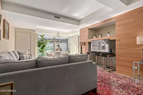 7141 E Rancho Vista Dr #4009, Scottsdale, AZ 85251