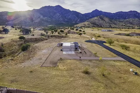 8975 S Mule Pl # 63, Hereford, AZ 85615
