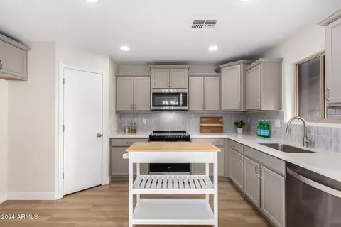 9539 E Belmont Ave, Mesa, AZ 85208 photo 3