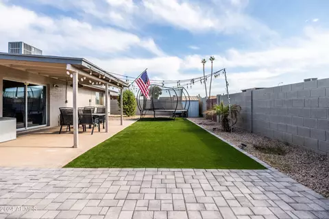 Exterior - 2161 E Gemini Dr, Tempe, AZ 85283 photo 3 of 6