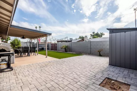 Exterior - 2161 E Gemini Dr, Tempe, AZ 85283 photo 2 of 6