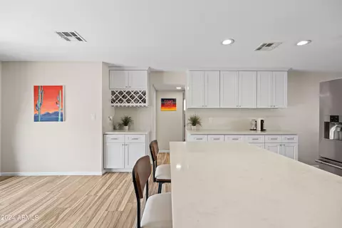 Kitchen - 2161 E Gemini Dr, Tempe, AZ 85283 photo 6 of 6