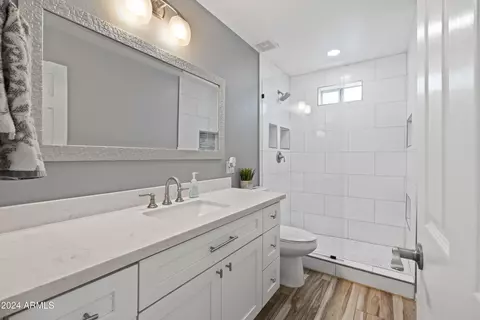 Bath - 2161 E Gemini Dr, Tempe, AZ 85283 photo 1 of 4