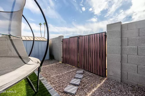 Exterior - 2161 E Gemini Dr, Tempe, AZ 85283 photo 6 of 6