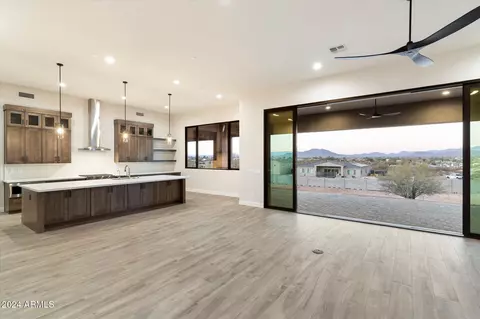 256 E Tumbleweed Dr, Phoenix, AZ 85085 photo 8