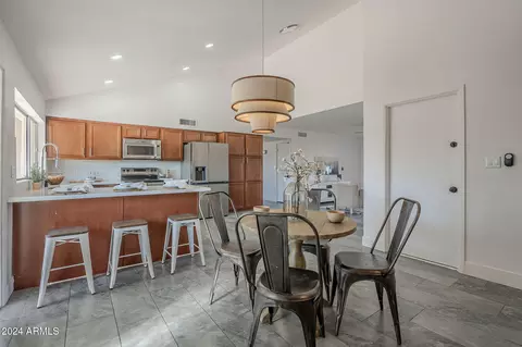 3449 W Muriel Dr, Phoenix, AZ 85053