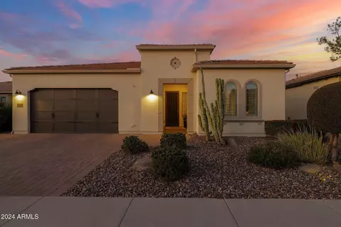 814 E Fruit Stand Way, Queen Creek, AZ 85140