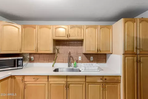6230 W Berkeley Rd, Phoenix, AZ 85035 photo 14