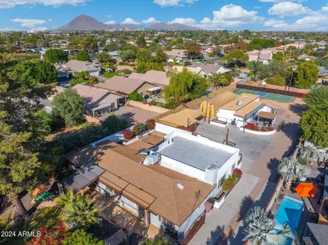 8340 E Thomas Rd, Scottsdale, AZ 85251