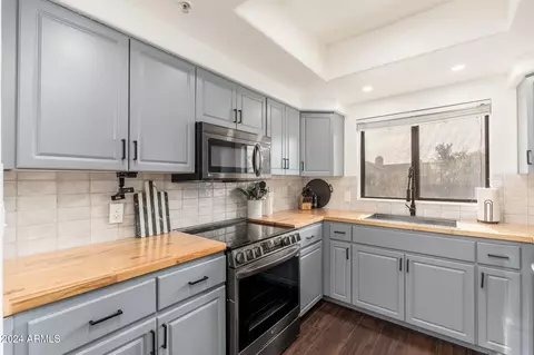 7575 E Indian Bend Rd #2051, Scottsdale, AZ 85250