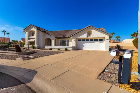 21630 N Yellowstone Cir, Sun City West, AZ 85375