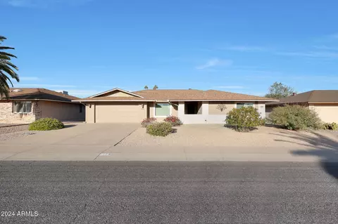 9506 W Calico Dr, Sun City, AZ 85373