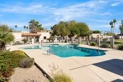946 E Diamond Dr, Tempe, AZ 85283 photo 34