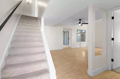 946 E Diamond Dr, Tempe, AZ 85283 photo 13