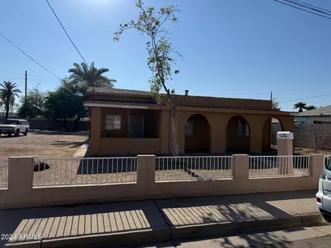 141 E Kesler Ln, Chandler, AZ 85225