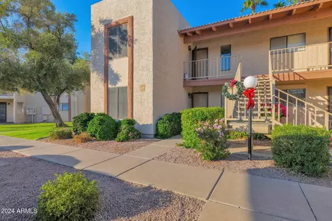 205 N 74th St #141, Mesa, AZ 85207
