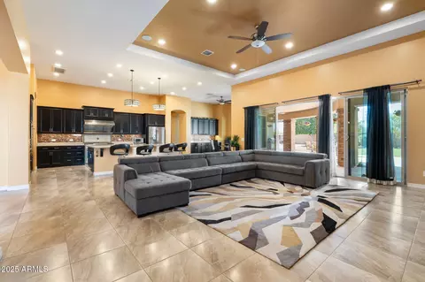 2285 E Mead Dr, Gilbert, AZ 85298 photo 4