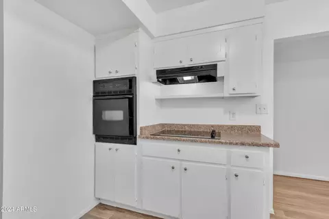 2308 E Chipman Rd, Phoenix, AZ 85040 photo 7
