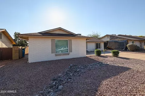 4235 E Hano St, Phoenix, AZ 85044 photo 3