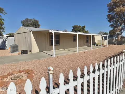 17821 N 1st St, Phoenix, AZ 85022