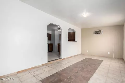 3151 N 78th Ave, Phoenix, AZ 85033 photo 12