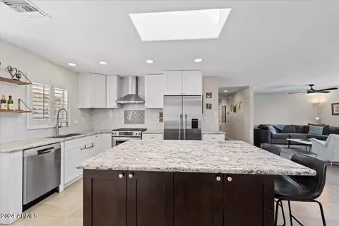 7247 N 6th Pl, Phoenix, AZ 85020 photo 9