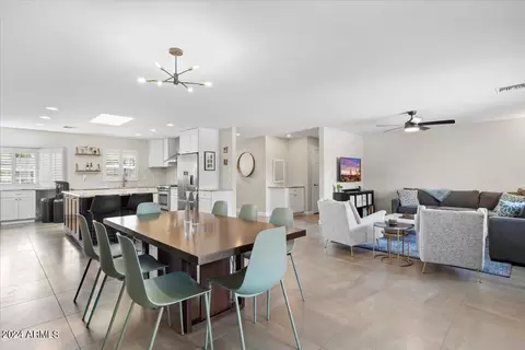 7247 N 6th Pl, Phoenix, AZ 85020 photo 8