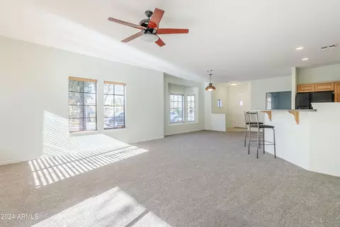 7019 S Golfside Ln, Phoenix, AZ 85042 photo 3
