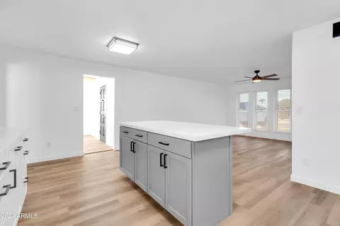729 N 96th Pl, Mesa, AZ 85207 photo 9