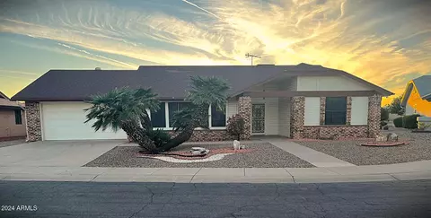 21008 N 141st Ave, Sun City West, AZ 85375