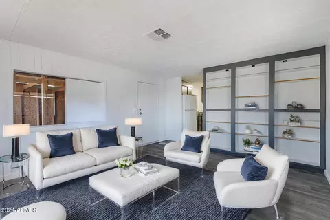 303 S Recker Rd #16, Mesa, AZ 85206