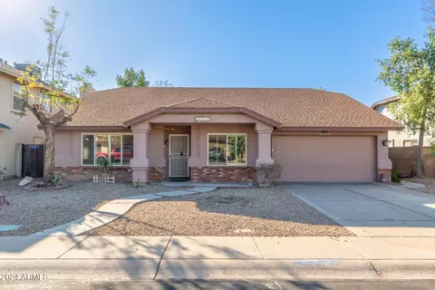 8729 W Tuckey Ln, Glendale, AZ 85305
