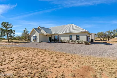 9412 E Dakota Rd, Hereford, AZ 85615 photo 4