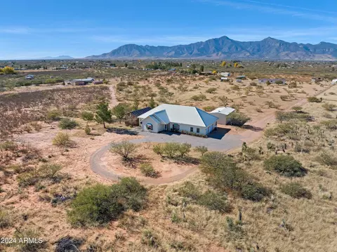 9412 E Dakota Rd, Hereford, AZ 85615 photo 2