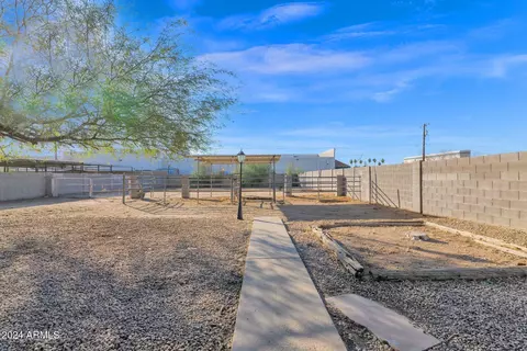 2931 E Danbury Rd, Phoenix, AZ 85032 photo 17