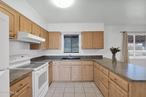 2931 E Danbury Rd, Phoenix, AZ 85032 photo 6