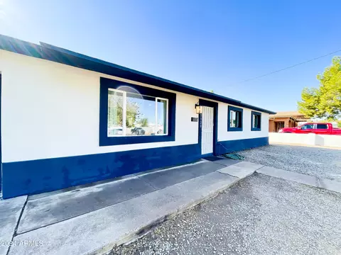 3320 N 39th Dr, Phoenix, AZ 85019 photo 6