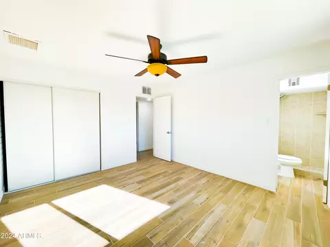 3320 N 39th Dr, Phoenix, AZ 85019 photo 21