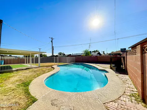 3320 N 39th Dr, Phoenix, AZ 85019 photo 27