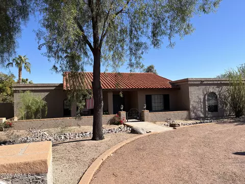 3824 E Kachina Dr, Phoenix, AZ 85044